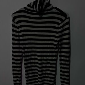 Black and White Striped Long Sleeve Top